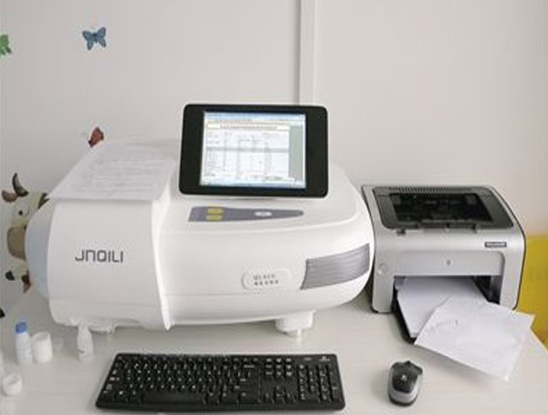 母乳分析設備 母乳分析設備